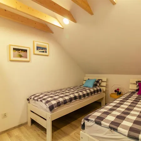 Lodge Baltic Park - Wypoczynkowy W Harmonii Z Natura - Komfortowy Z 2 Sypialniami - Grzany Basen- Atrakcje Dla Dzieci Mini Zoo Z Alpakami Niechorze